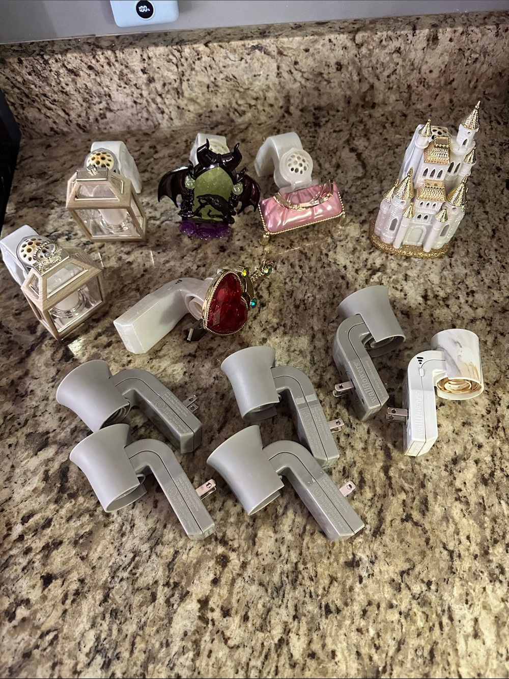 Set of 12 bath and body works plug ins